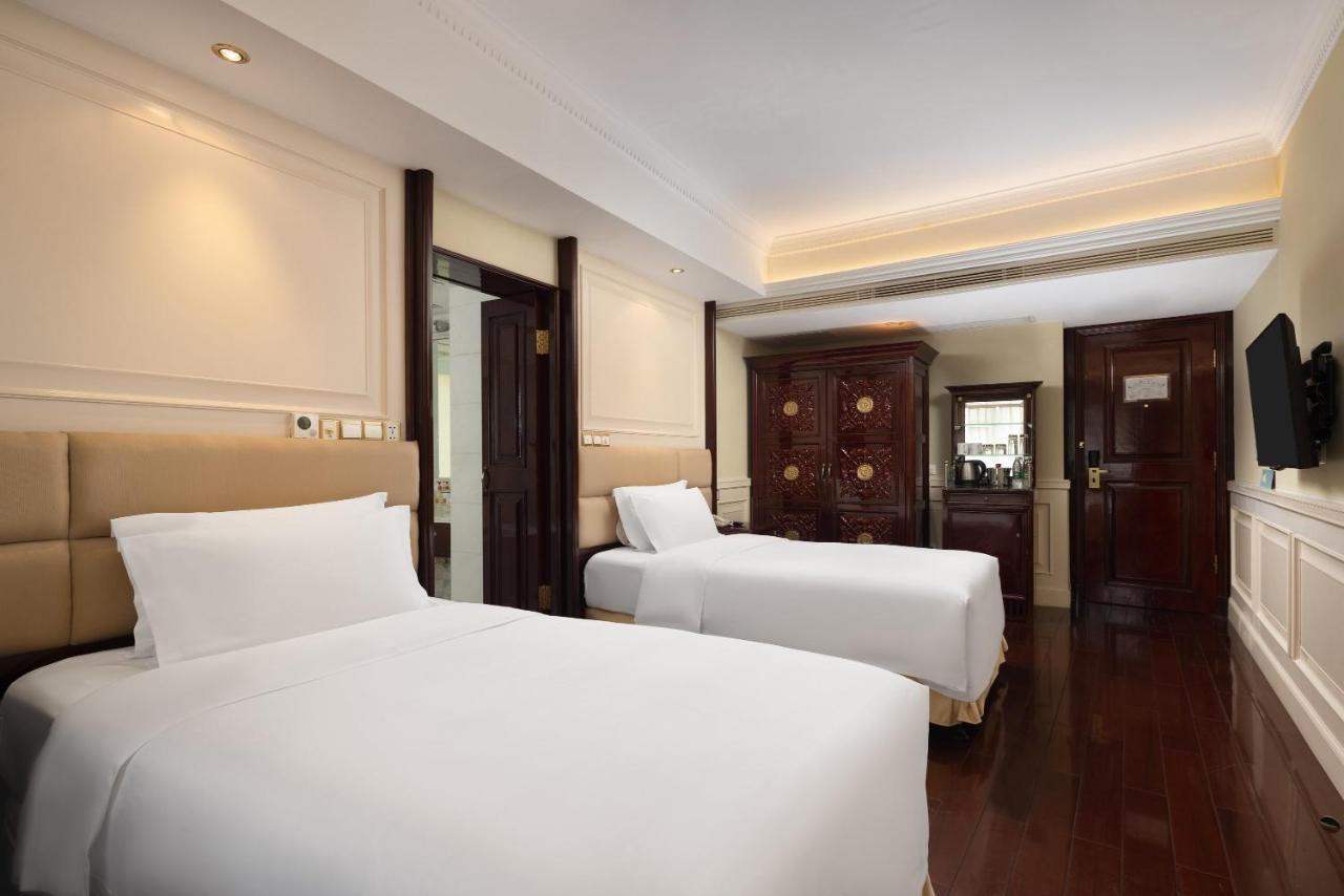 Crowne Plaza Hotel & Suites Landmark Shenzhen By Ihg - Nearby Luohu Border, Indoor Heated Swimming Pool, Complimentary Welcome Drink Exterior foto
