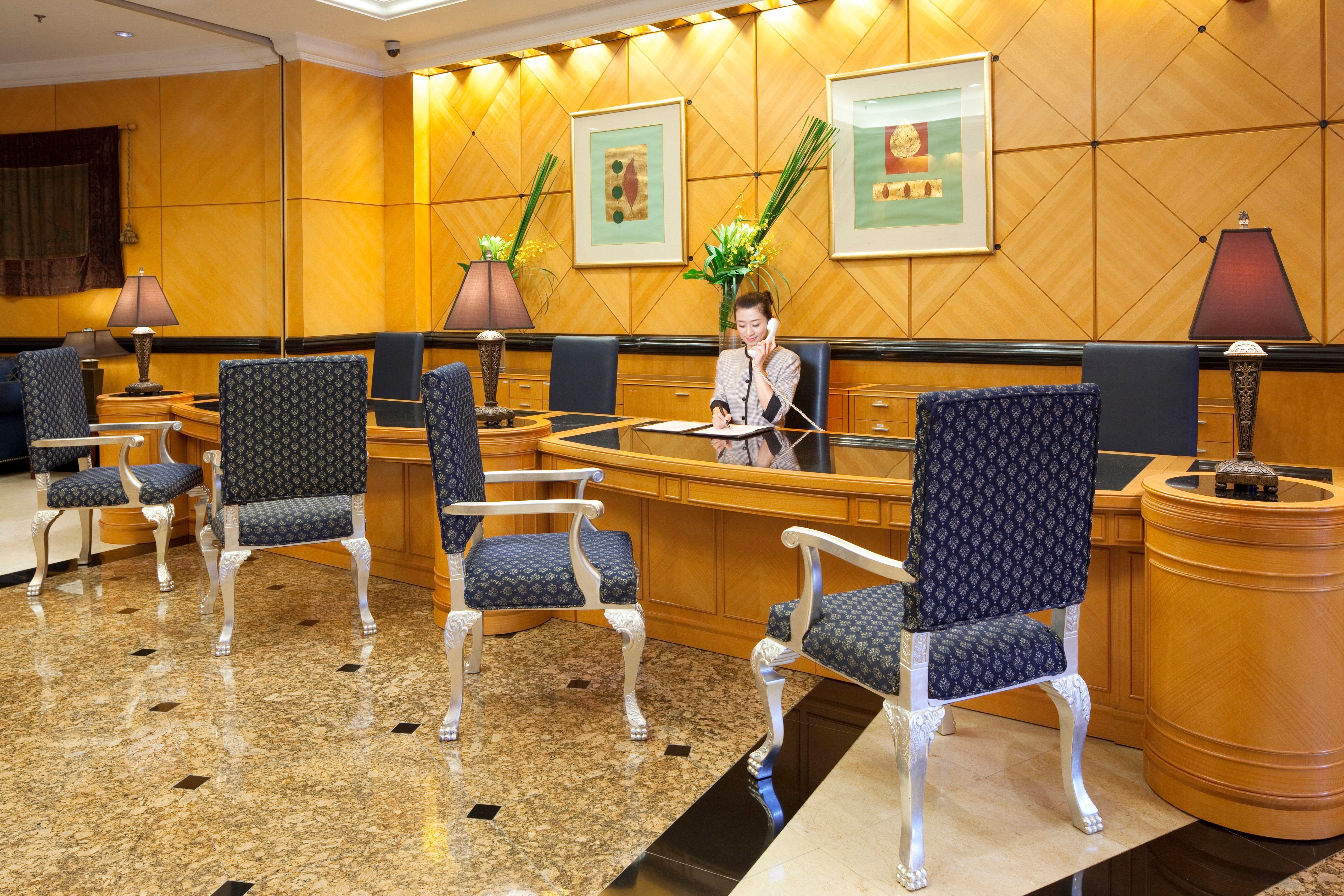 Crowne Plaza Hotel & Suites Landmark Shenzhen By Ihg - Nearby Luohu Border, Indoor Heated Swimming Pool, Complimentary Welcome Drink Exterior foto